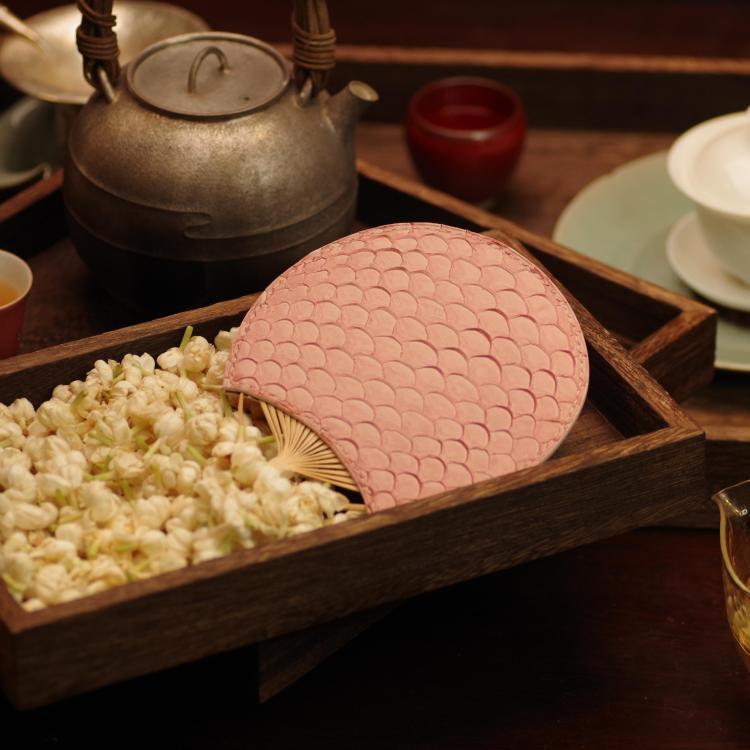 锦鲤鱼皮扇面